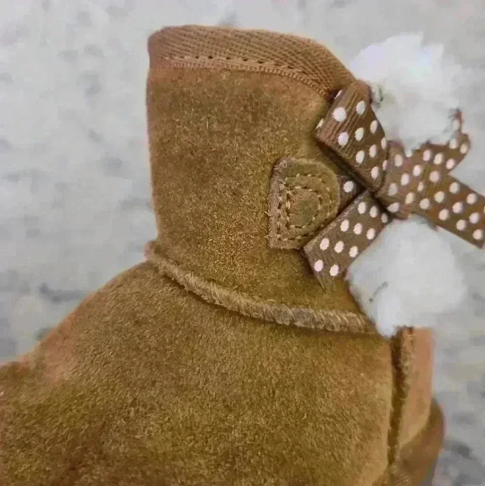 Ugg Kids Tan Victoria Mini Dots Suede Boots 8